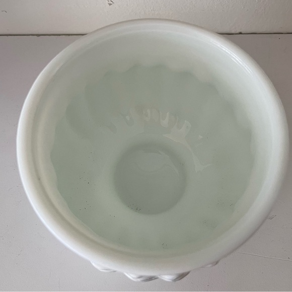 Vintage Randall White Milk Glass Planter Pot / Vase Feather Wheat Pattern - Picture 3 of 3